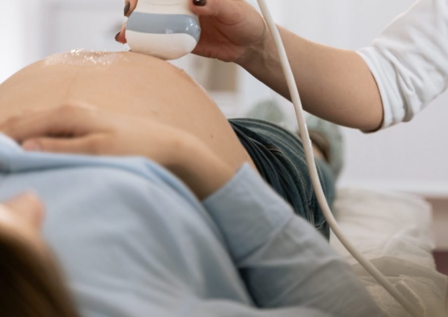 स्त्री रोग (Gynecology) क्या है? जानिए महिलाओं के स्वास्थ्य के लिए क्यों ज़रूरी है